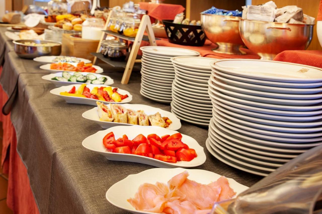 Hotel Romanda Levico Terme Ngoại thất bức ảnh