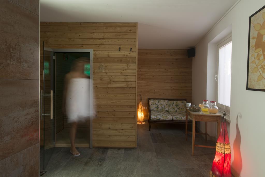 Hotel Romanda Levico Terme Ngoại thất bức ảnh