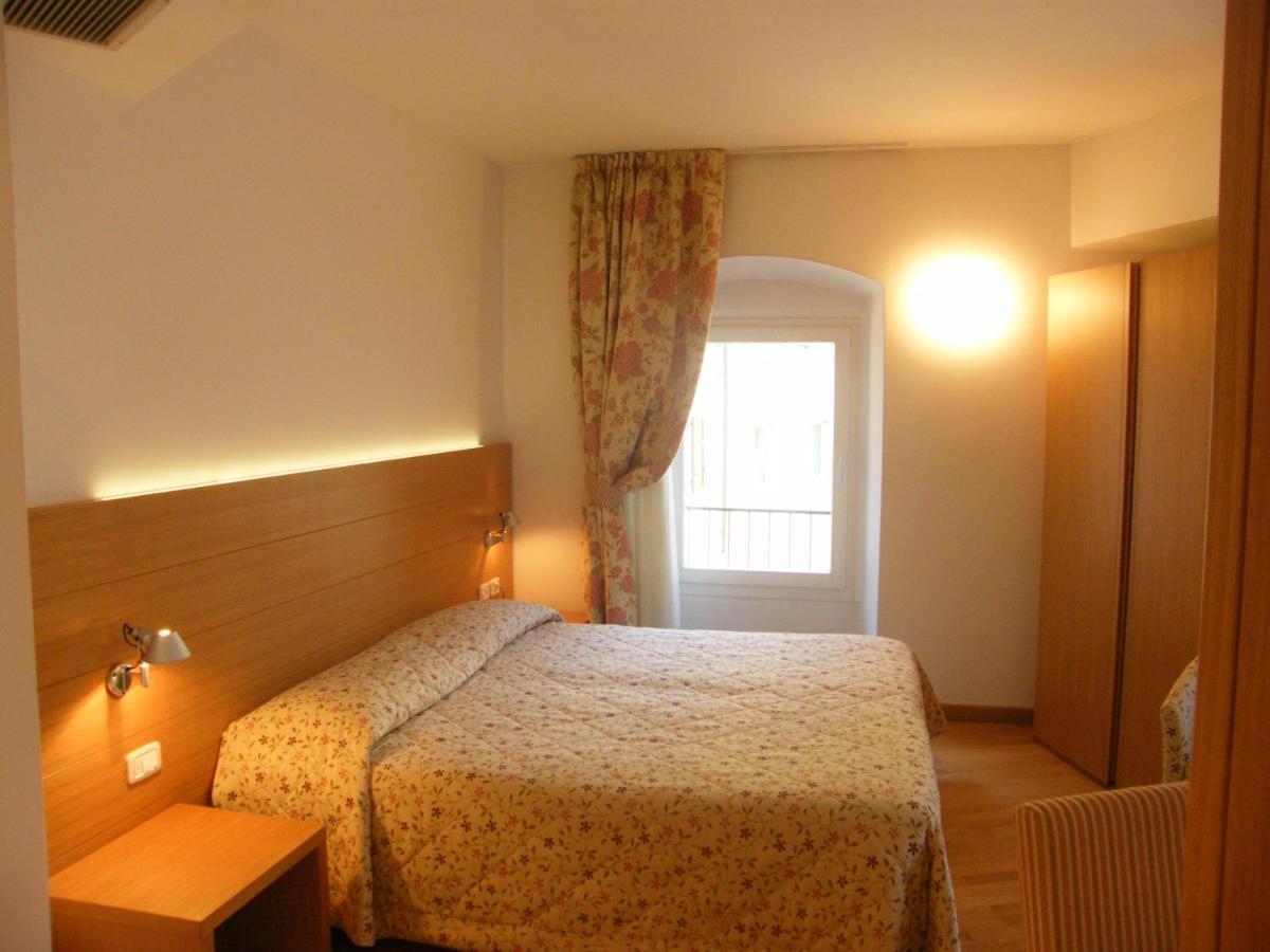 Hotel Romanda Levico Terme Ngoại thất bức ảnh